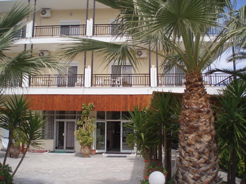 Kopsis Beach Hotel Pefkochori Exterior foto